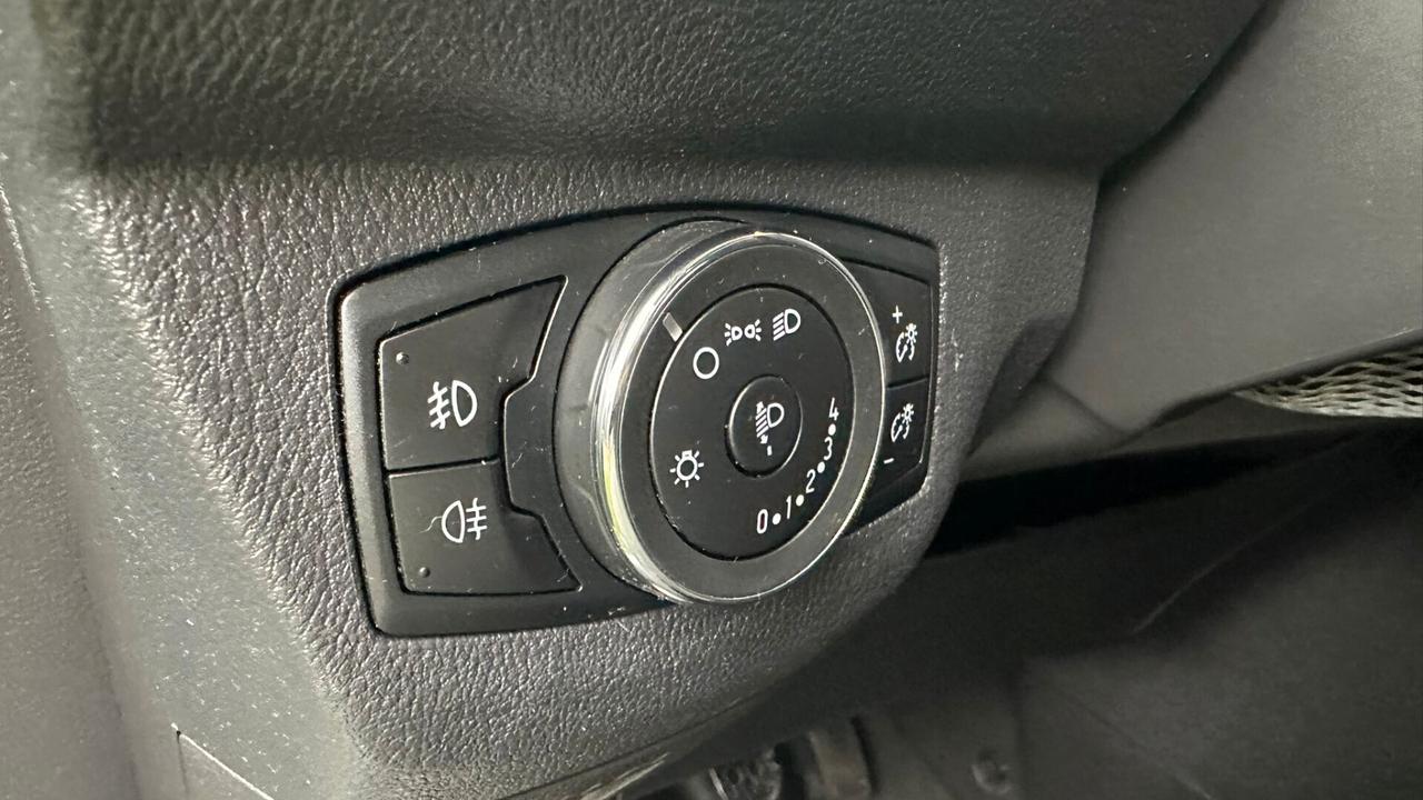 Ford Transit Courier 1.5 TDCi 75CV Van Trend 2023 LEGGI TESTO