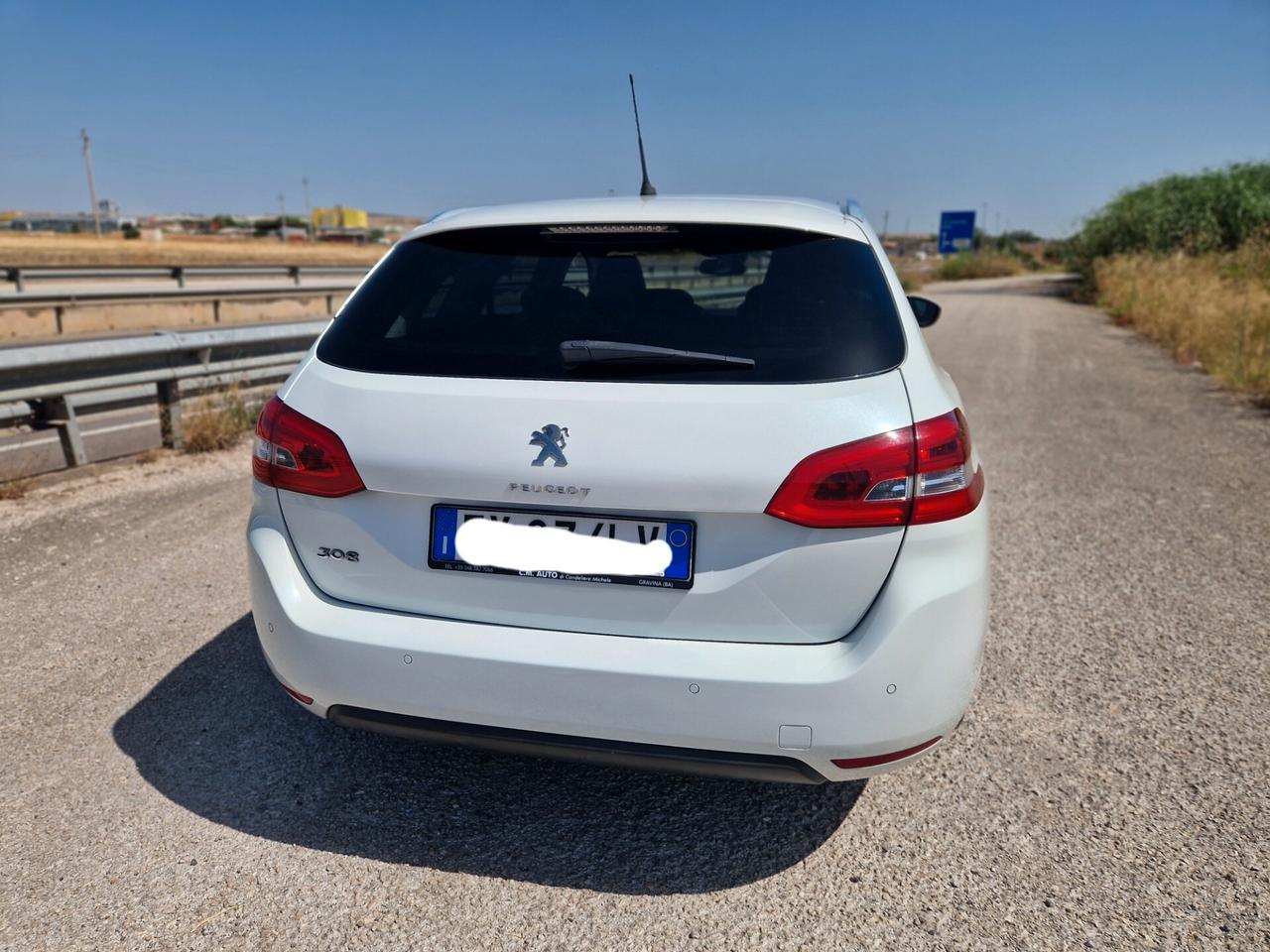 Peugeot 308 BlueHDi 120 S&S SW Allure