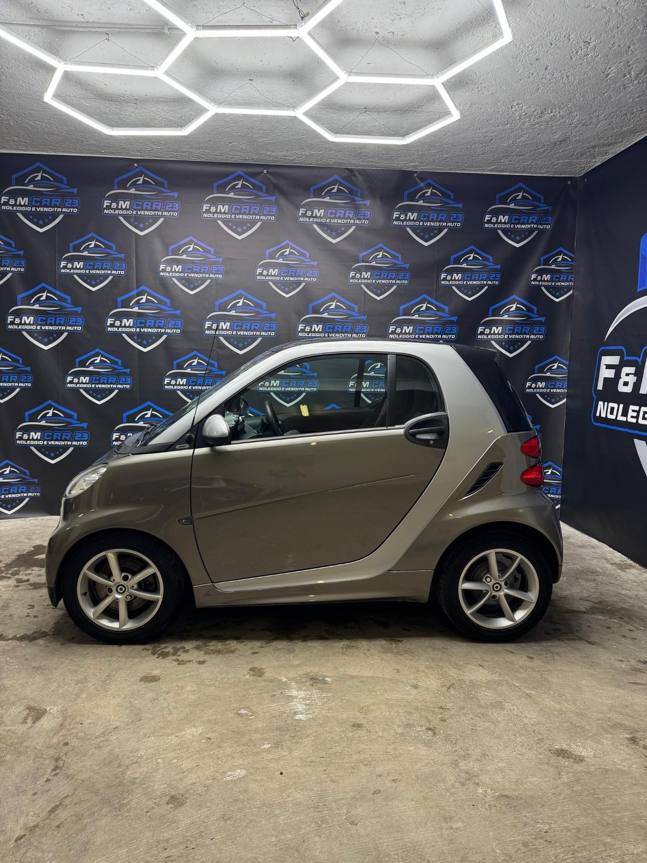 Smart ForTwo 800 40 kW coupé teen cdi special edition