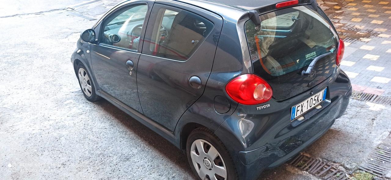 Toyota Aygo 1.0 12V VVT-i 5 porte