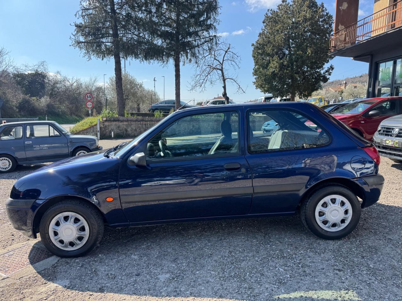 Ford Fiesta 1.2i 16V cat 3 porte Ghia