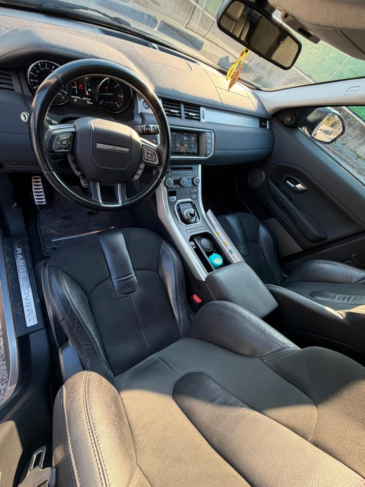 Land Rover Range Evoque 2.2 TD4 5p. Pure Tech Pack