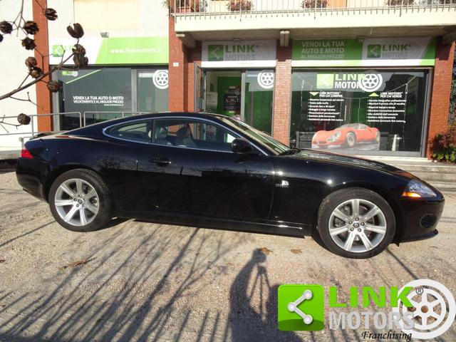 JAGUAR XK 4.2 V8 Coupé