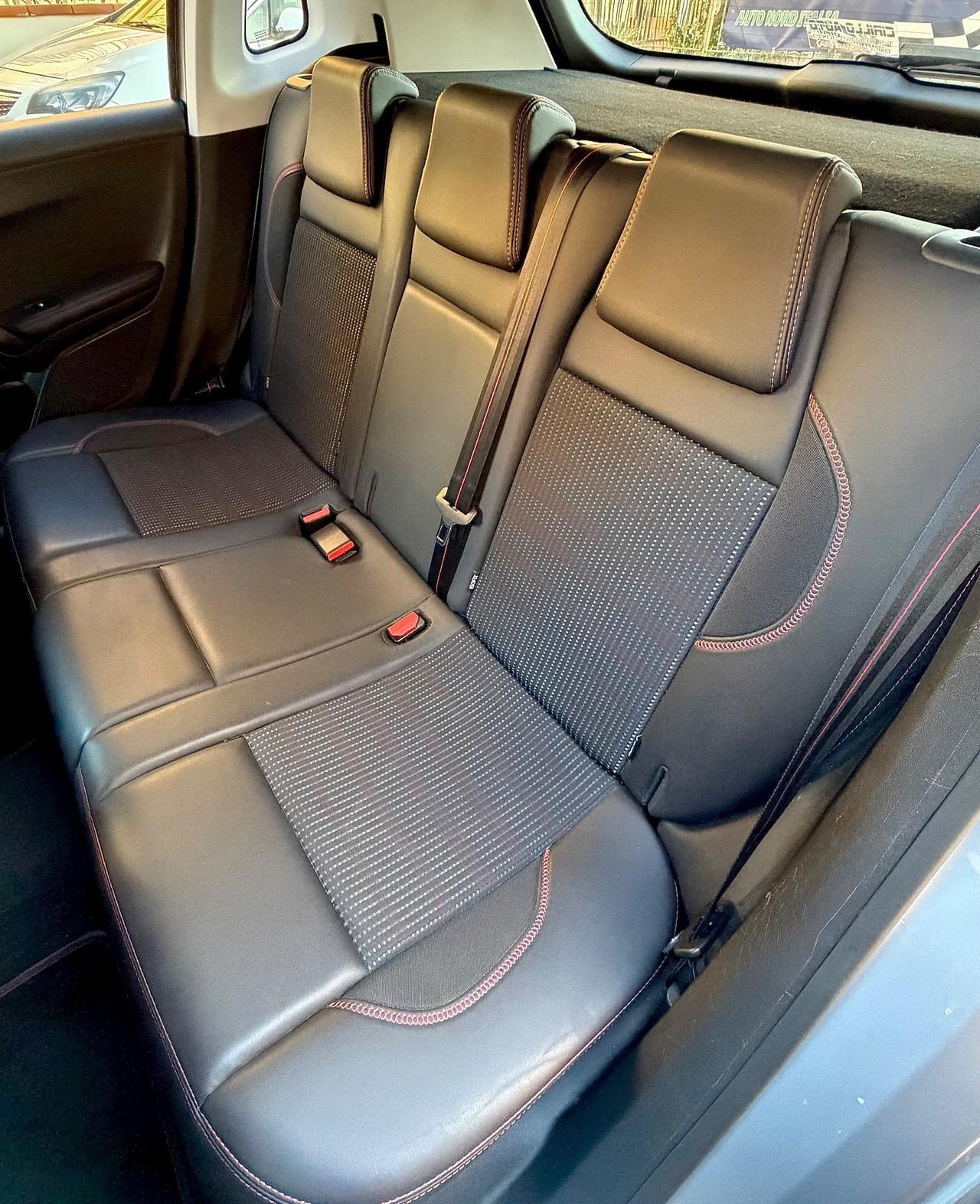 Peugeot 2008 1.6 Diesel Gt-line 99 Cv