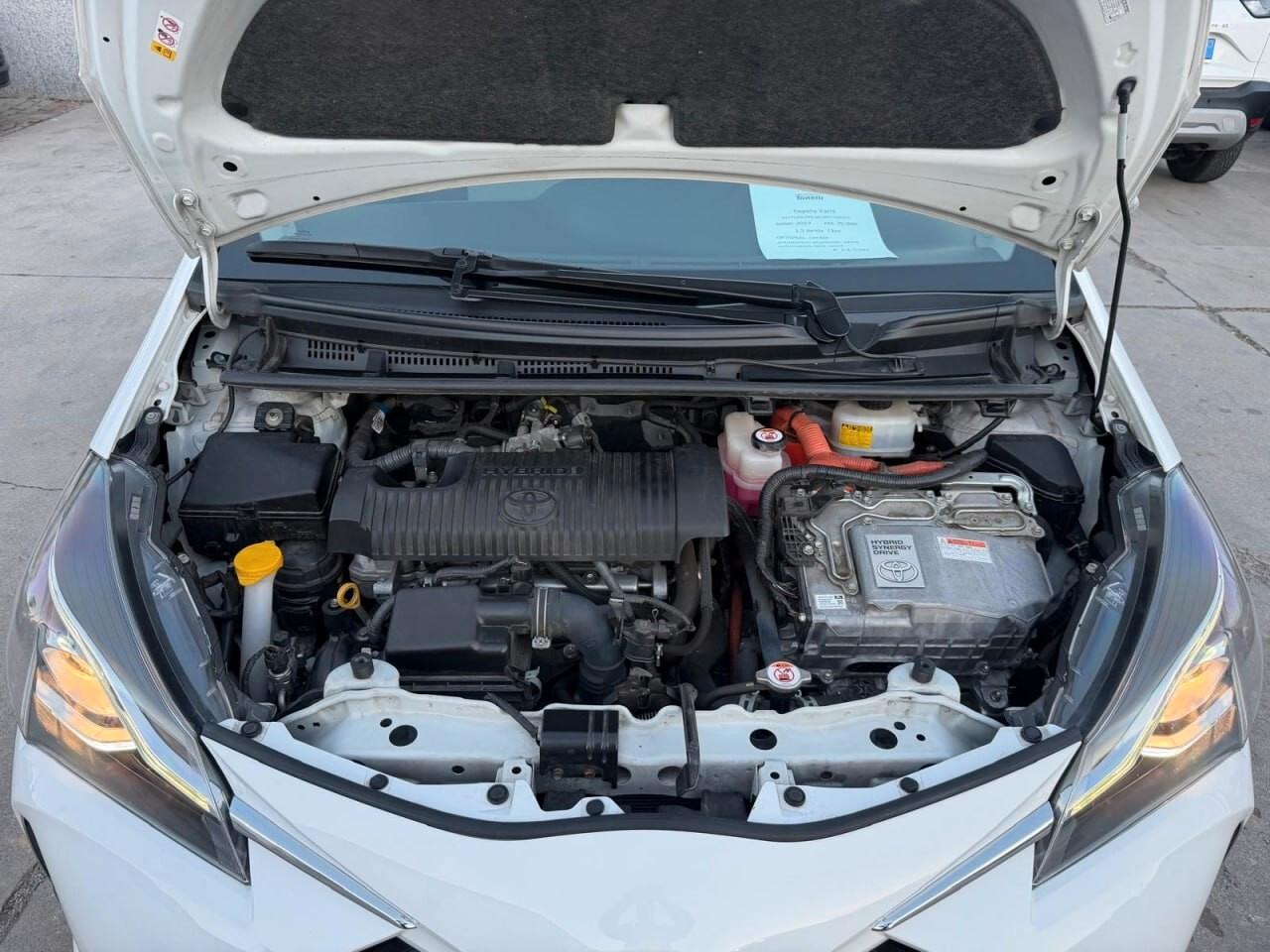 Toyota Yaris 1.5 Hybrid 5 porte Cool