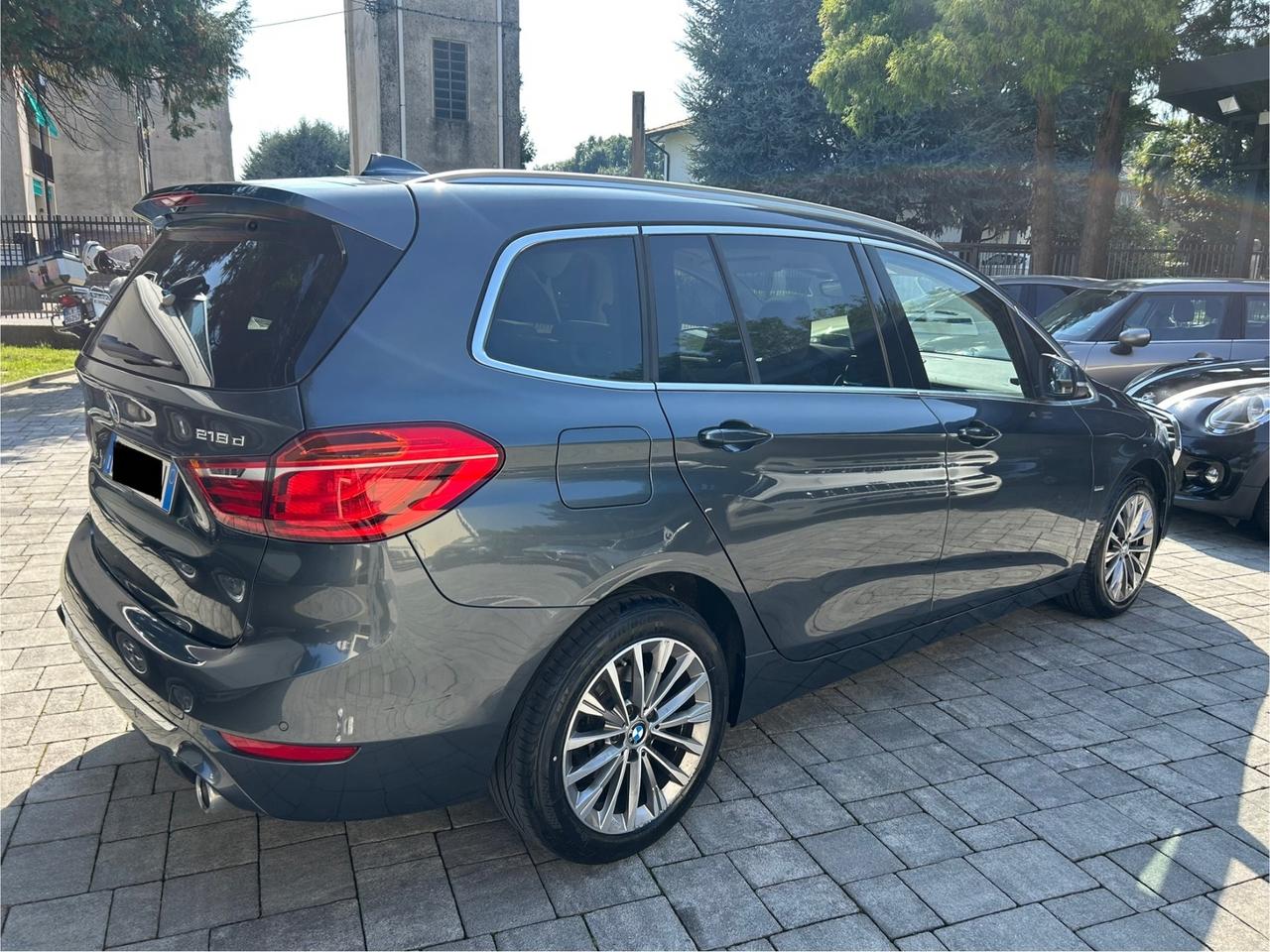 Bmw 218d Gran Tourer Luxury 7p CAMBIO AUT. PROBLEMI