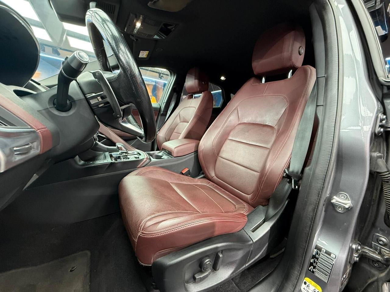 Jaguar E-Pace 2.0D I4 204 CV AWD Auto R-Dynamic HSE (677)