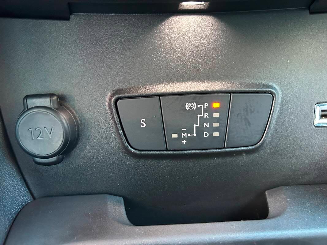 Citroen C3 Aircross 1.2 puretech Shine s&s 130cv eat6