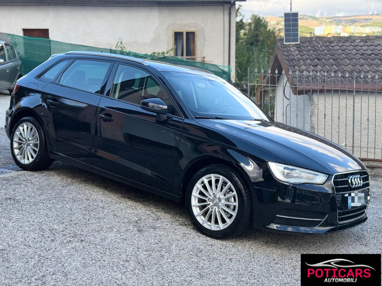 Audi A3 1.6 TDI 105 CV AUTOMATICA