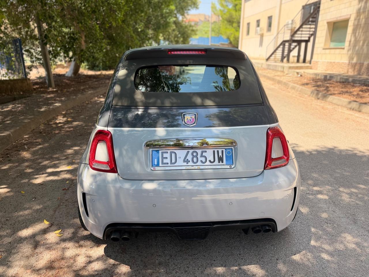 Abarth 500 C 1.4 Turbo T-Jet MTA Bicolore