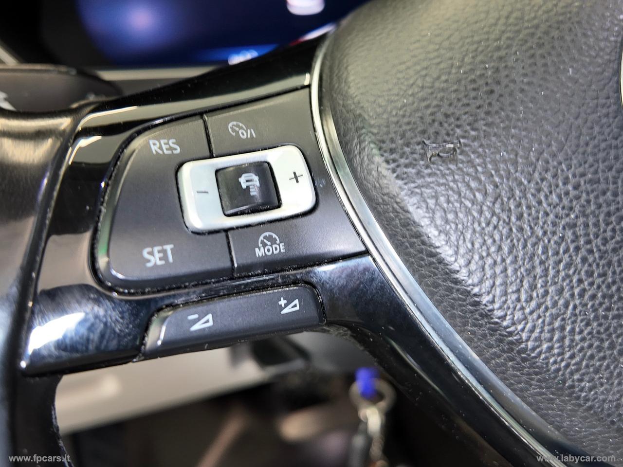 VOLKSWAGEN Tiguan 2.0 TDI DSG Advanced BMT TETTO APRIBILE