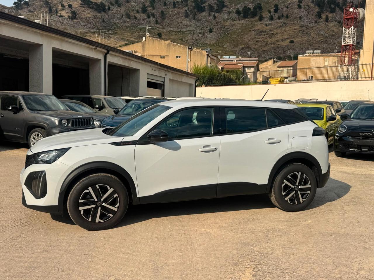Peugeot 2008 PureTech 100 S&S Style