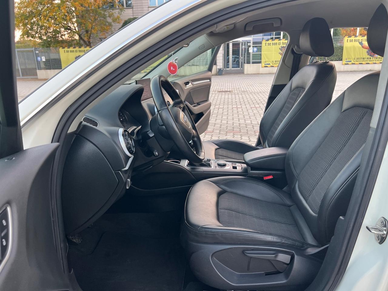 Audi A3 SPB 1.6 TDI Ambiente