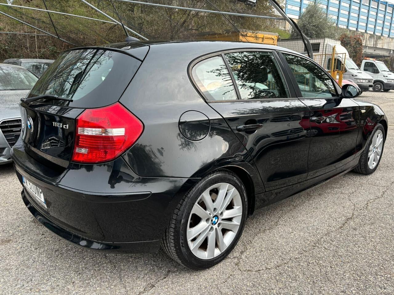 Bmw 118 d cat 5 porte Automatica ok Neopatentati