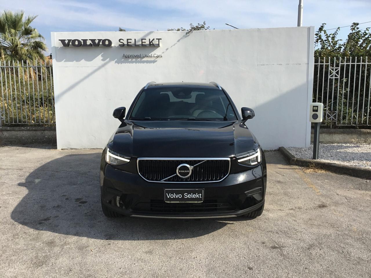Volvo XC40 T2 Core CAMBIO AUTOMATICO