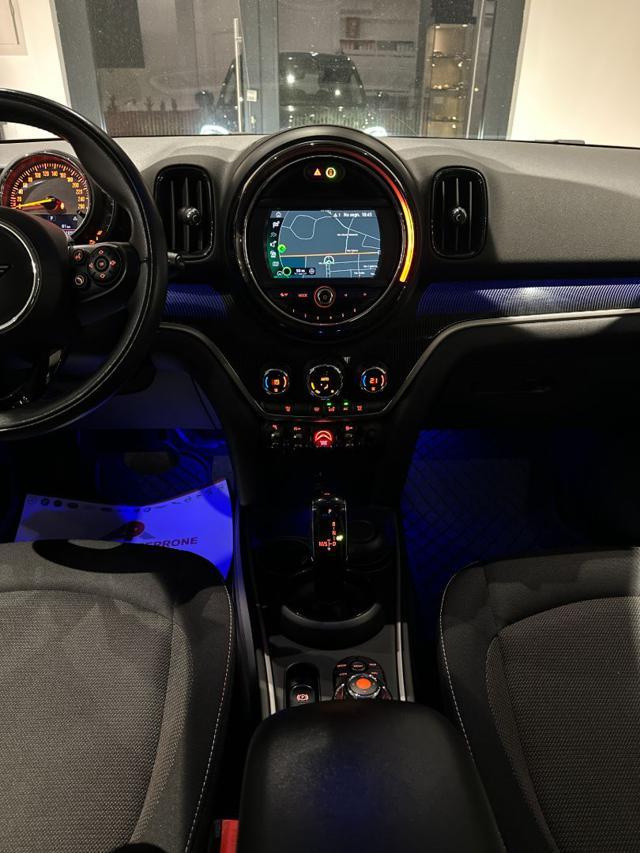 MINI Countryman Countryman 1.5 One D Hype (LED/Navi/Auto/BT)