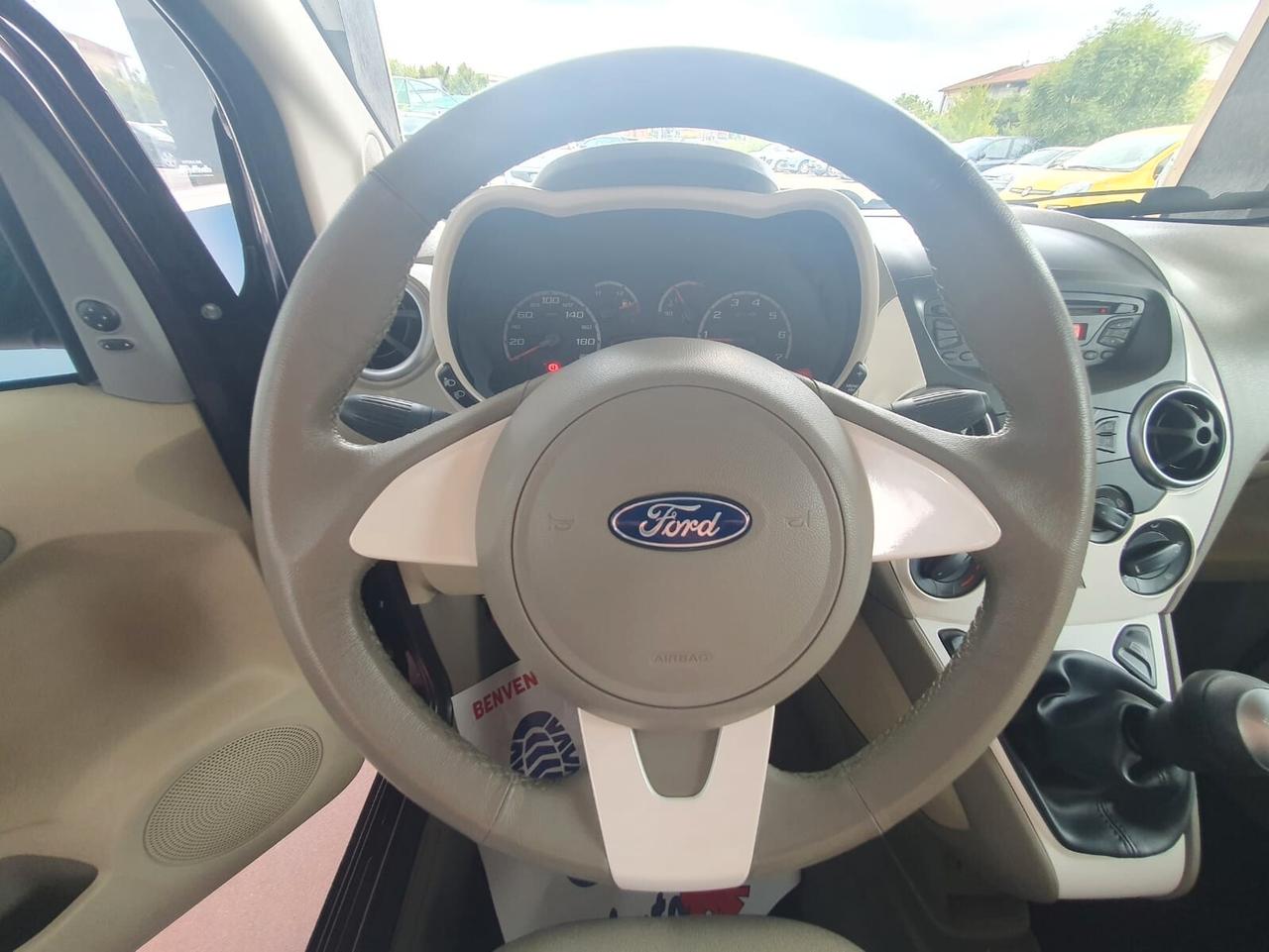 Ford Ka 1.2 8V 69CV Titanium