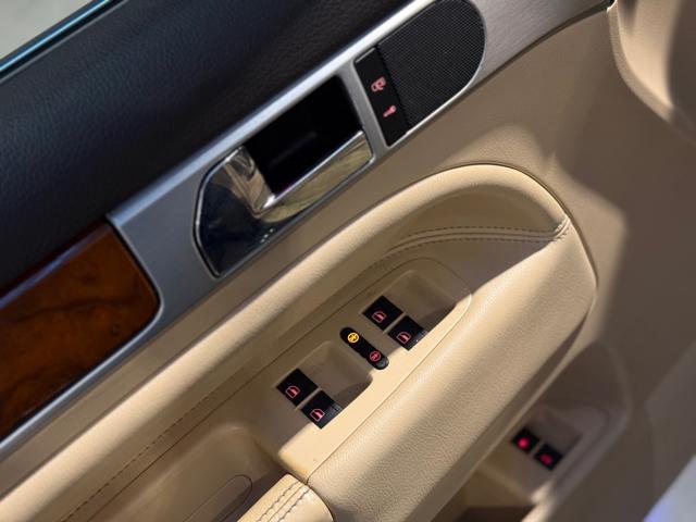 VOLKSWAGEN Touareg 2.5 R5 TDI DPF Exclusive