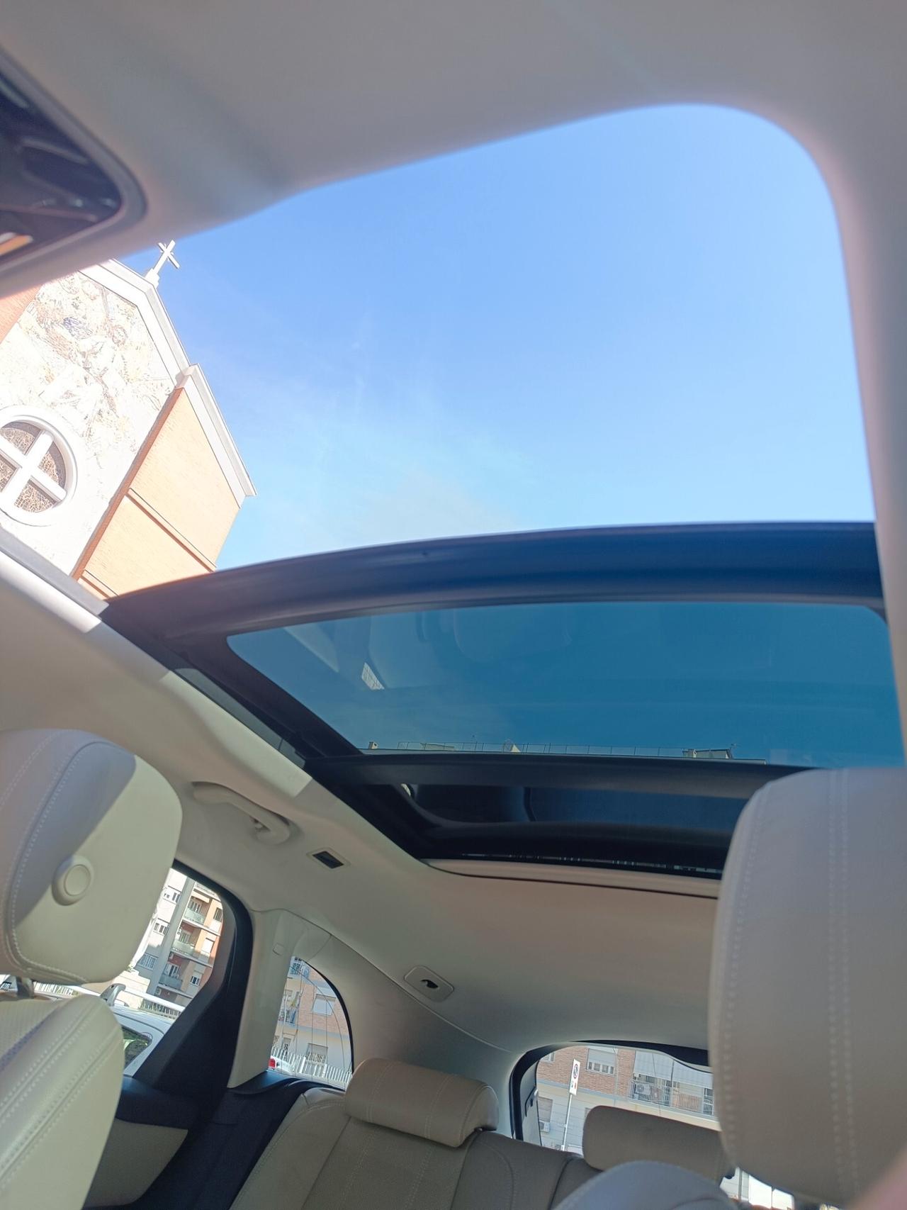 Land Rover Range Velar 2.0D I4 240 CV SE