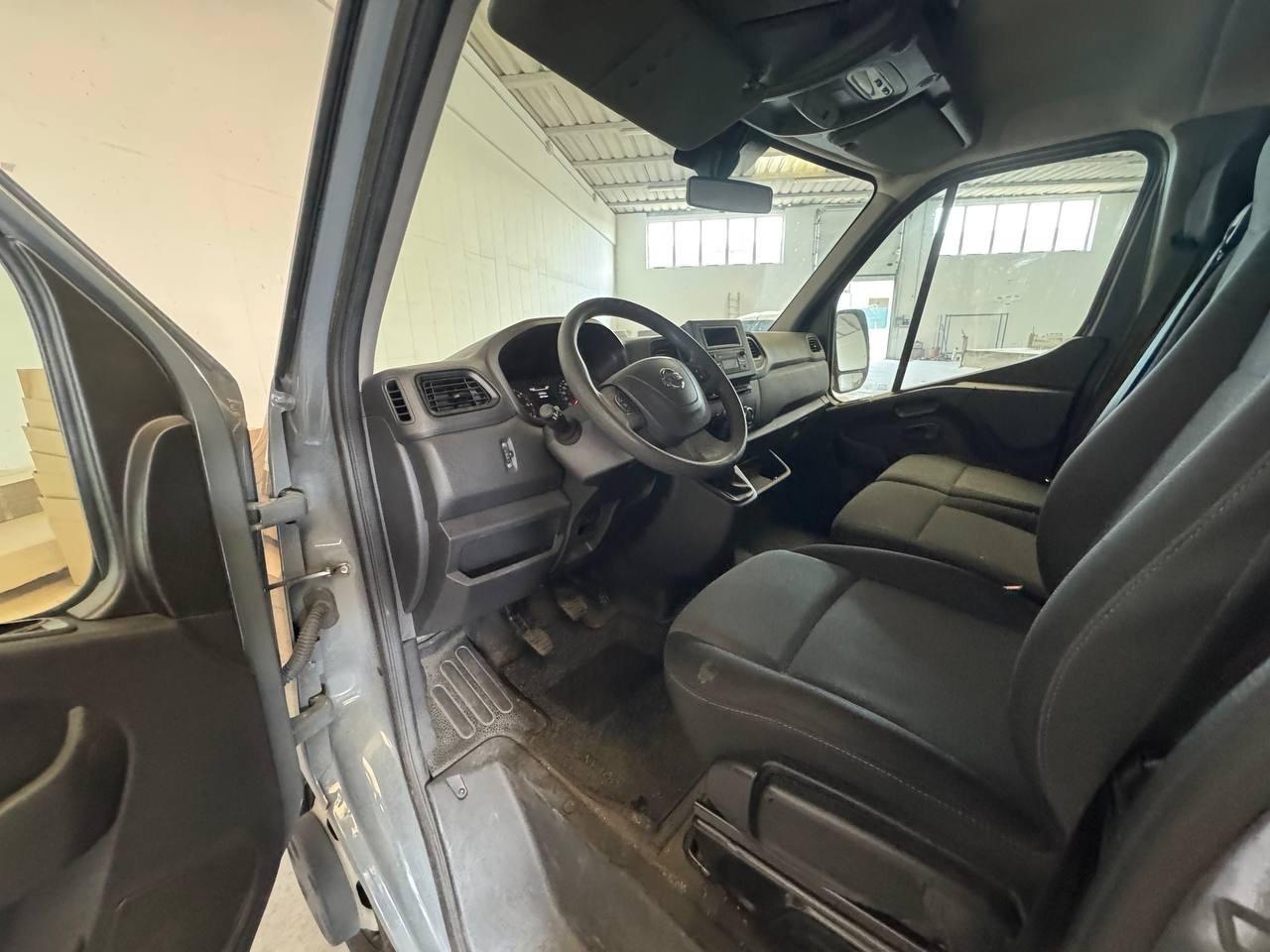 Nissan Interstar 2.3 dCi 163 CV Box Centrocar – 55.000 km