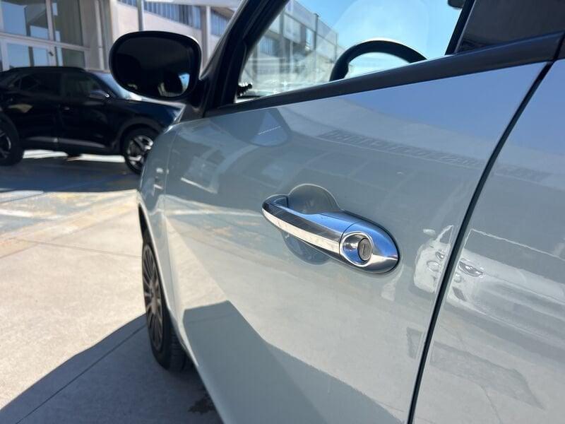 Lancia Ypsilon III 2021 1.0 firefly hybrid Silver s&s 70cv