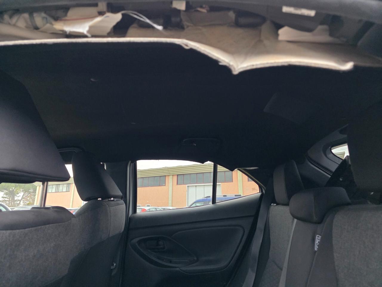 Toyota Yaris Cross 1.5 Hybrid 5p. E-CVT AWD-i Business