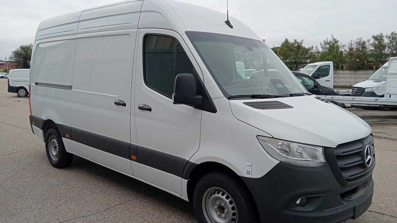 Mercedes-Benz Sprinter Furgone 317CDI 37/35 PRO