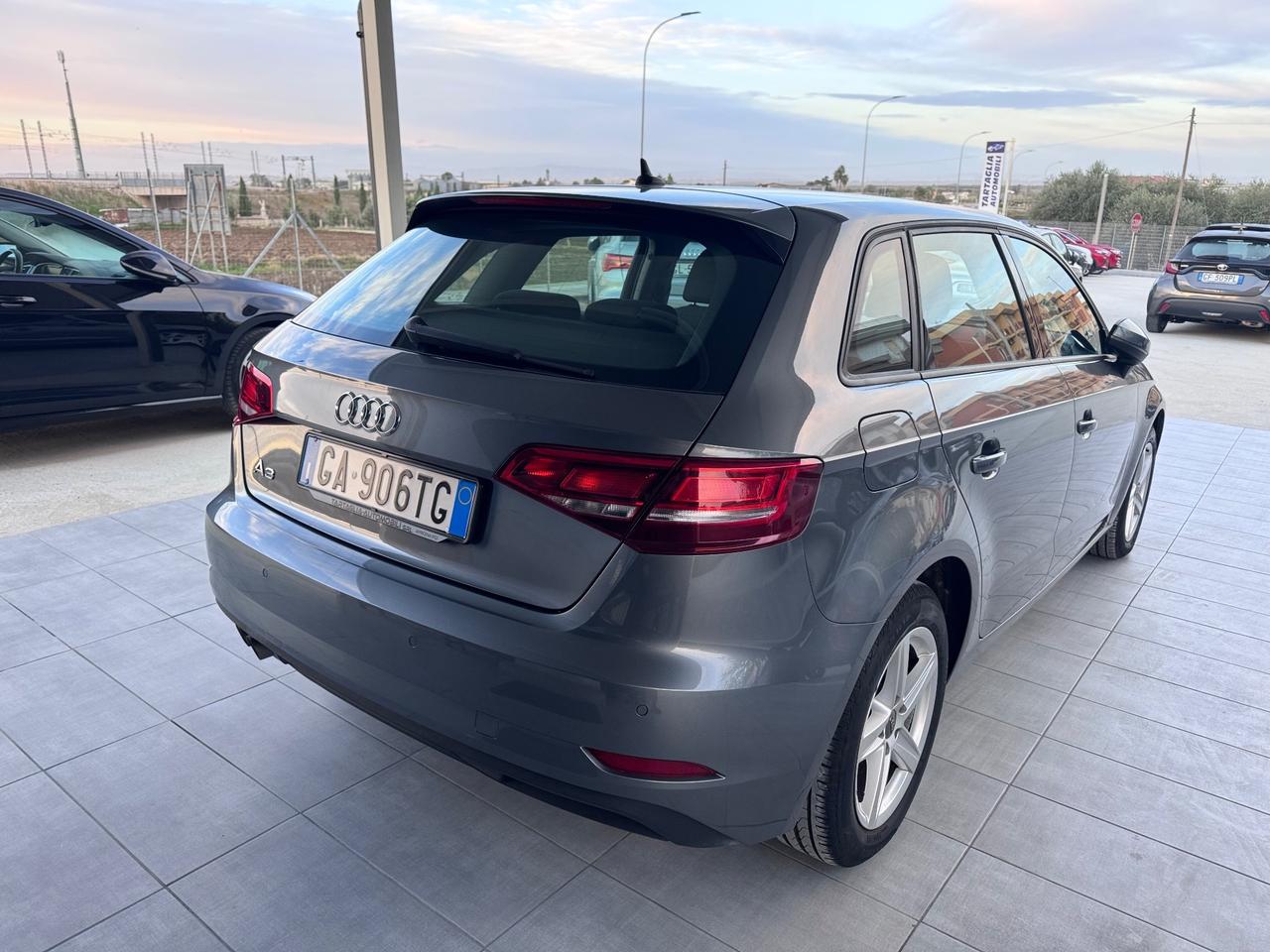Audi A3 SPB 35 TDI S tronic Business