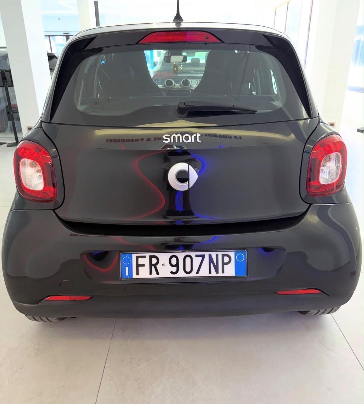 Smart ForFour 70 1.0 Youngster