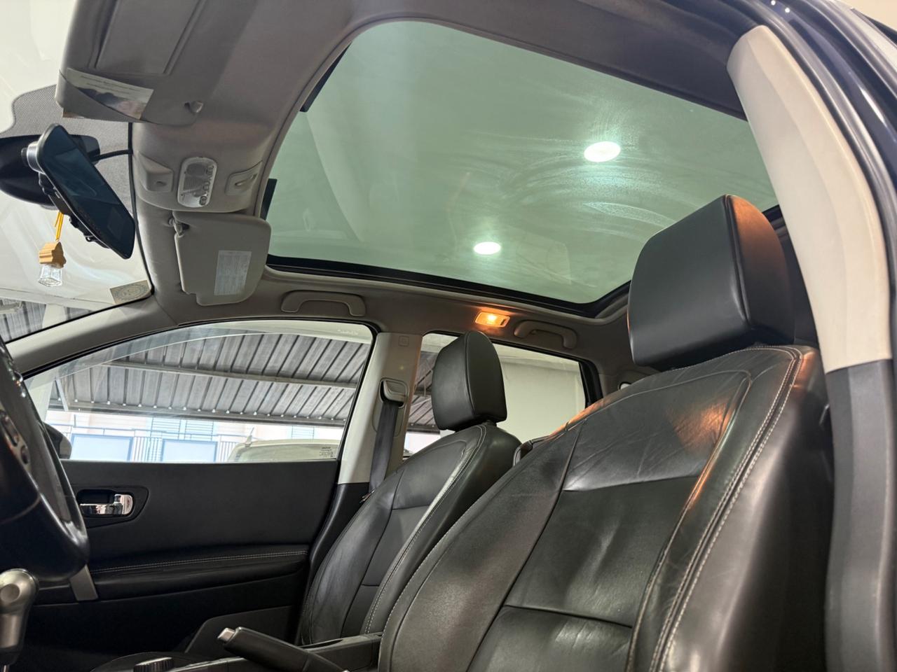 Nissan Qashqai 2.0 dCi DPF 4WD Tekna