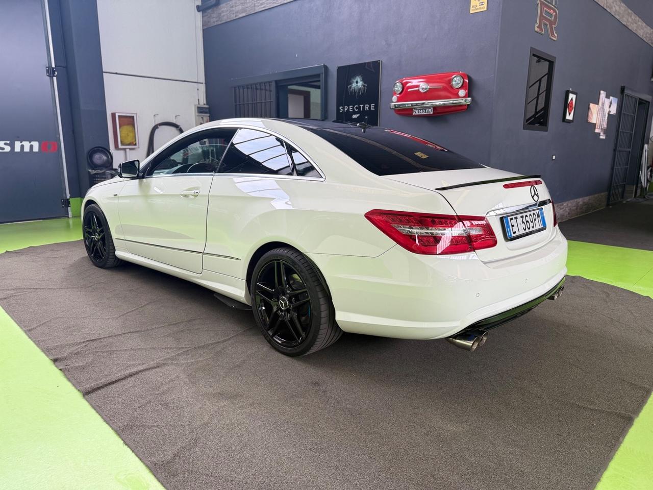 Mercedes-benz E 220 CDI Coupé Premium Pack AMG