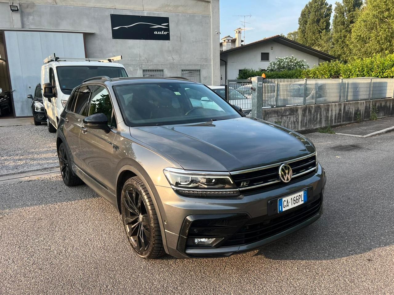 Volkswagen Tiguan 2.0 TDI SCR DSG 4MOTION Sport BMT