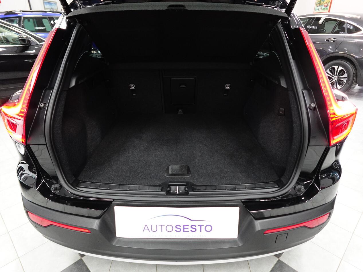 Volvo XC40 1.5 BZ T4 211 CV PHEV INSCRIPTION EXPRESSION