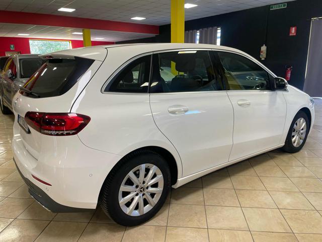 MERCEDES-BENZ B 180 d*LED/PELLE/TELEC/AUTOMATICA*