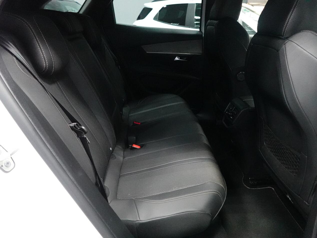 Peugeot 3008 II 1.5 BlueHDI 130 CV EAT8 GT
