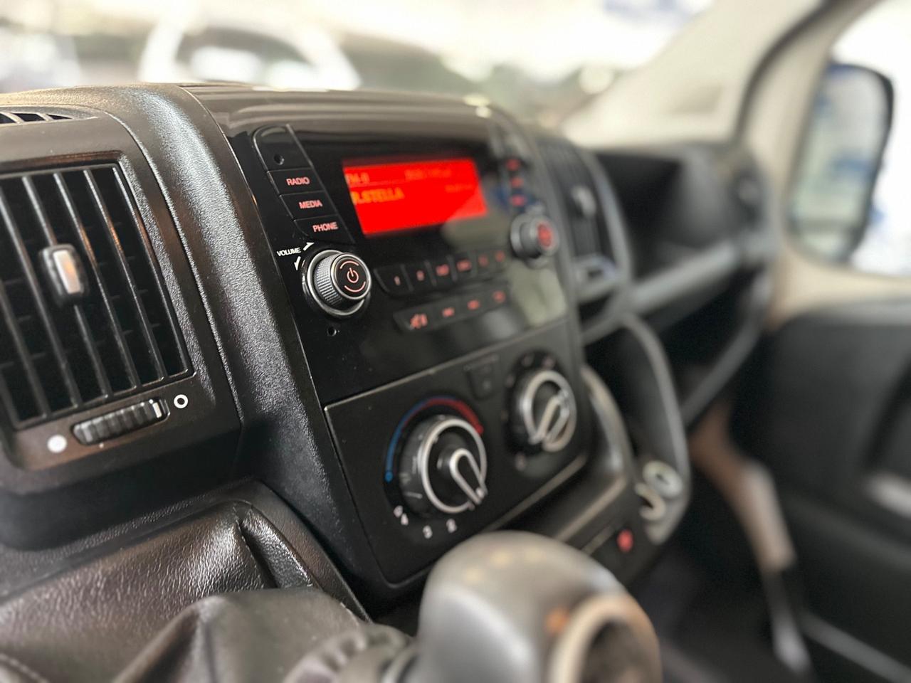 Peugeot Boxer 330 2.2 BlueHDi 140 S&S PC-TN Furgone