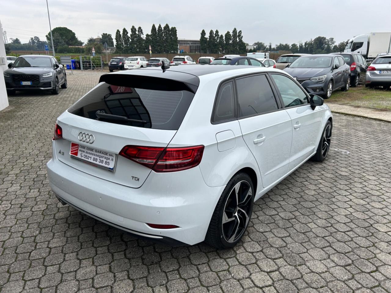 Audi A3 SPB 2.0 TDI S tronic|CERCHI 18|CARPLAY