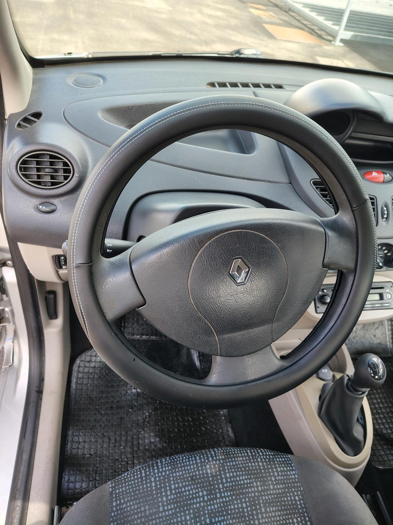 Renault Twingo 1.2 8V Le Iene