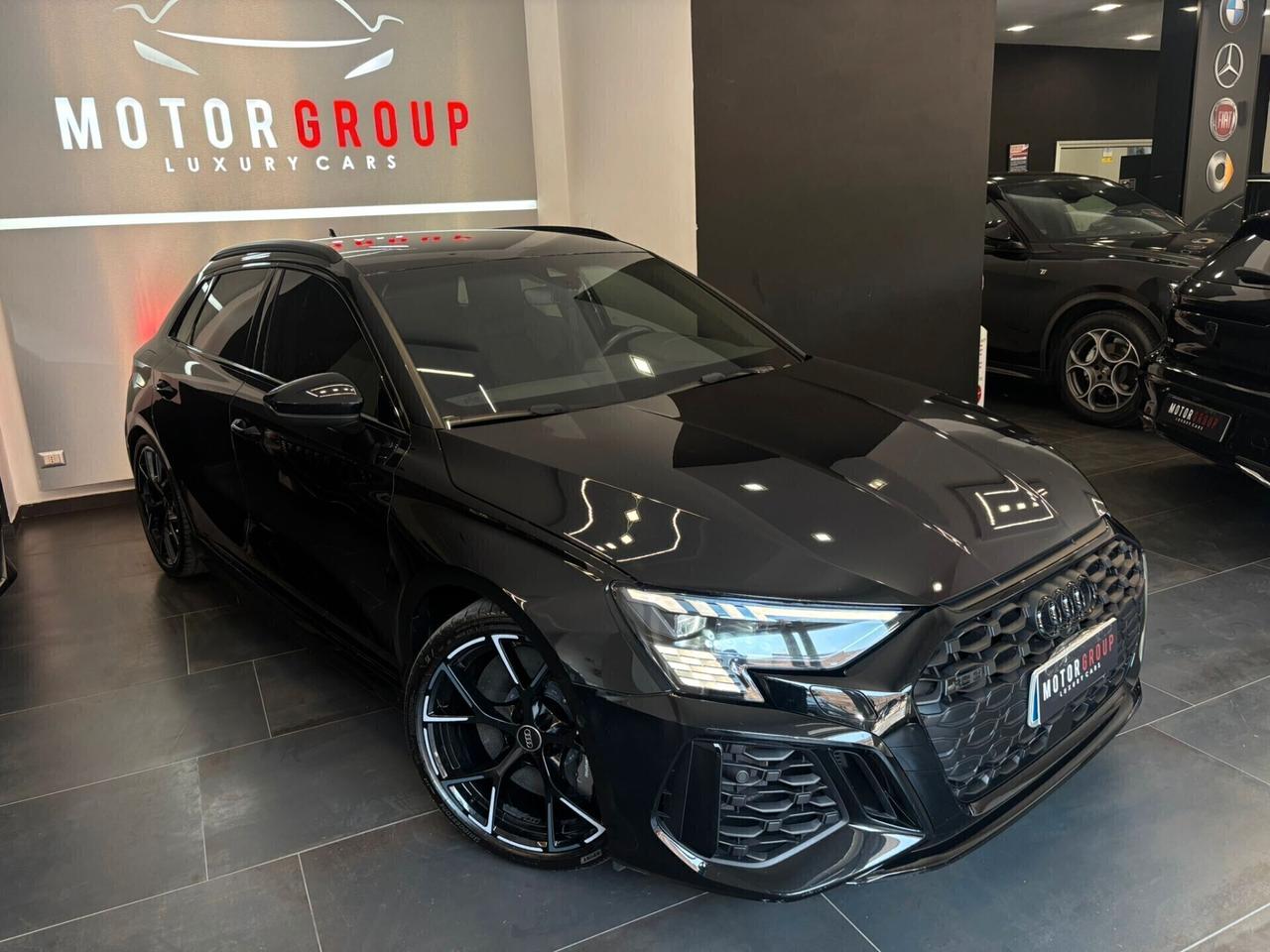 Audi RS3 quattro S tronic