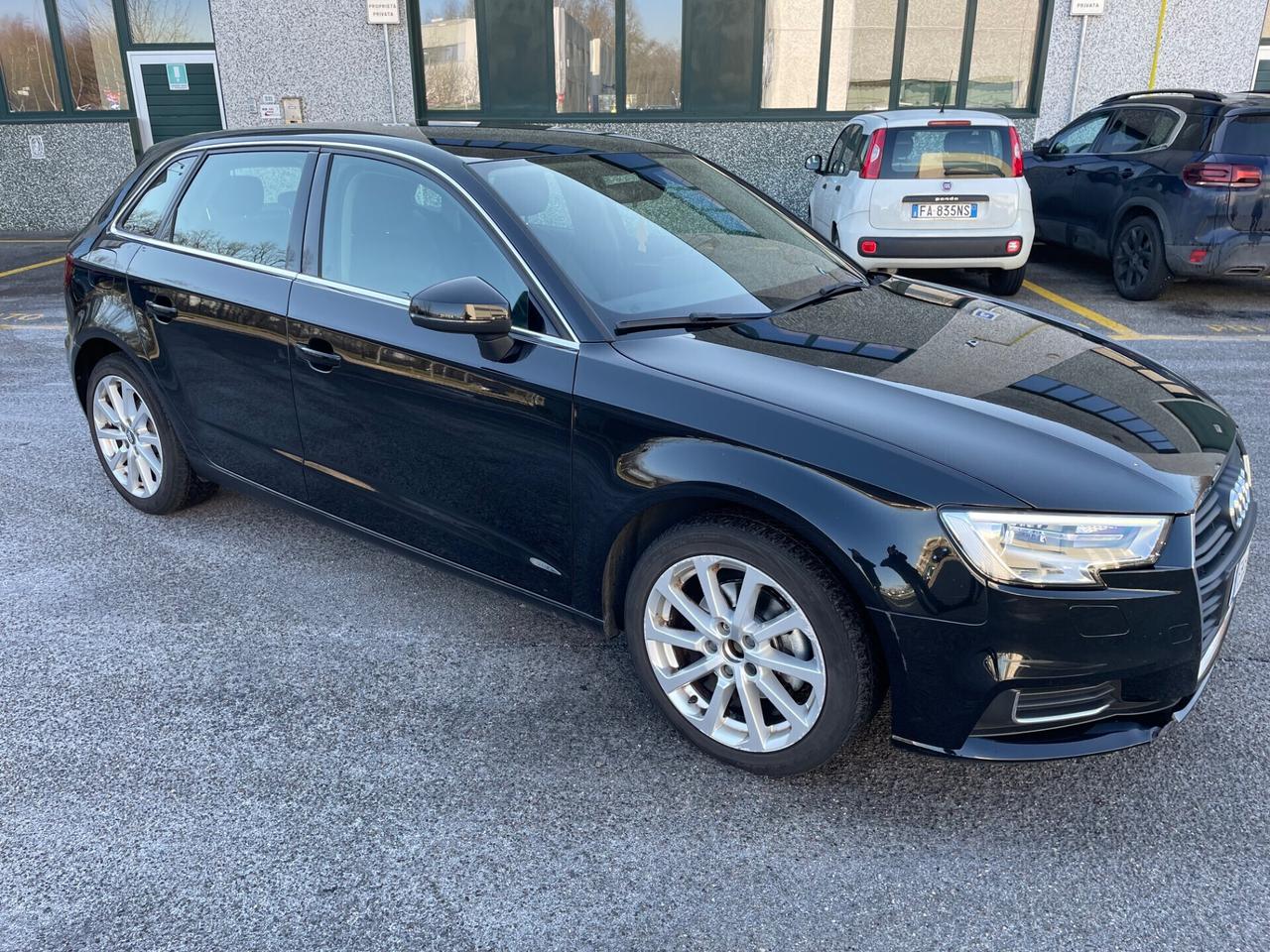 Audi A3 SPB 1.6 TDI *Neopatentati*Pelle*Cerchi*