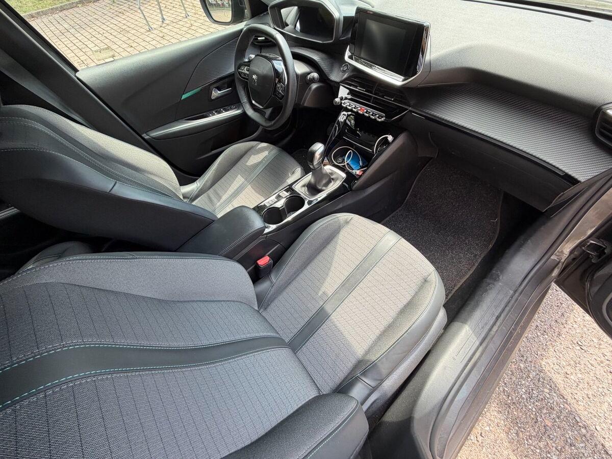 Peugeot 208 1.2 puretech Allure Pack s&s 75cv