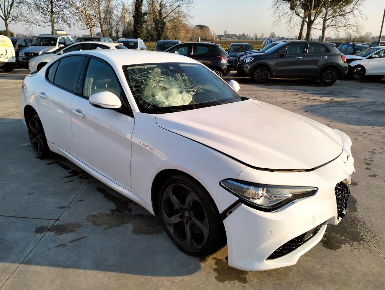 Alfa Romeo Giulia 2.2 t 210 CV AT8 AWD Q4 Veloce - SINISTRATA -