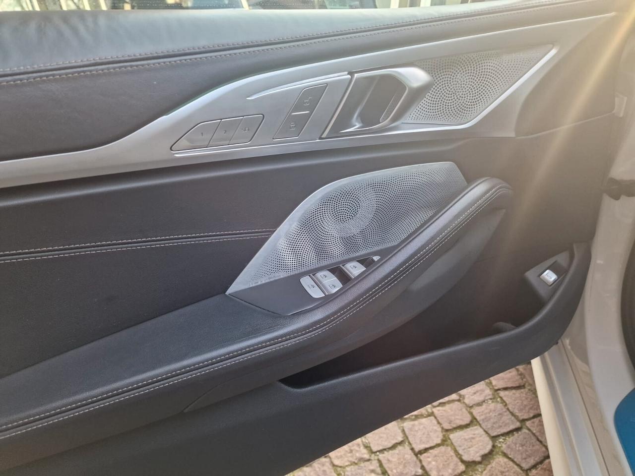 Bmw 850 M850i xDrive Coupé