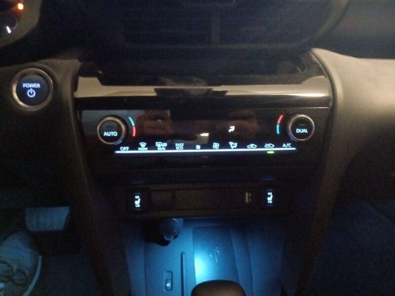 Toyota Yaris Cross 1.5H (116 CV) E-CVT Premiere