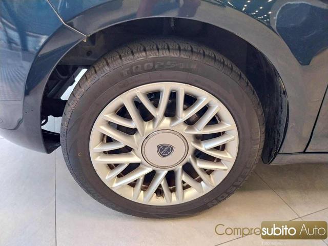 LANCIA Ypsilon 1.2 69 CV (Garanzia 12 Mesi)