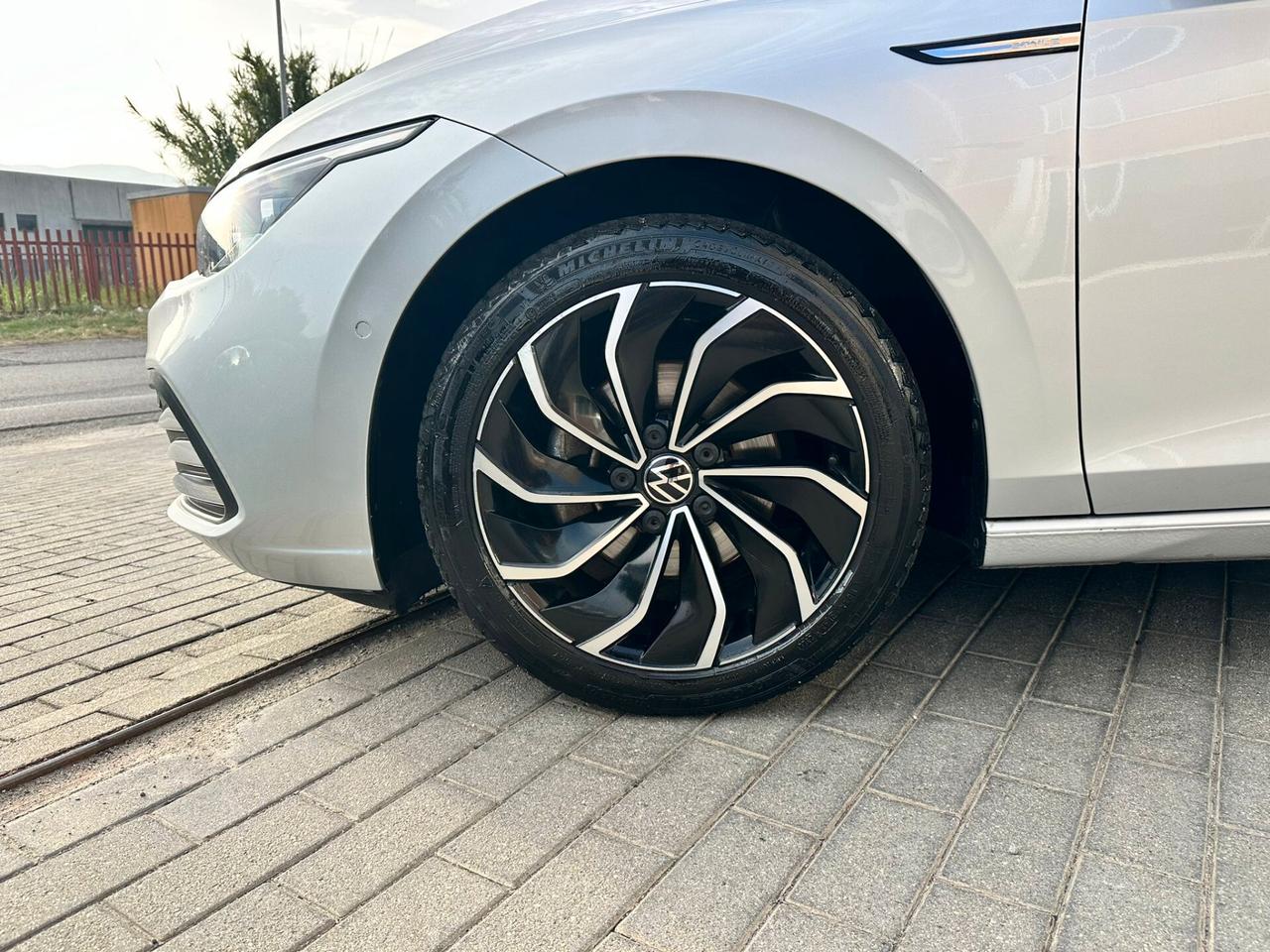 Volkswagen Golf 1.5 TGI DSG Style