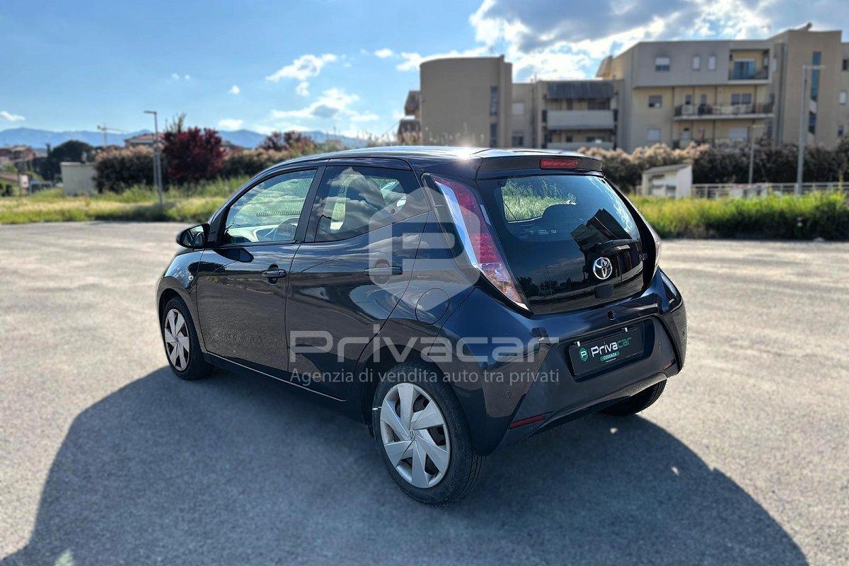 TOYOTA Aygo 1.0 VVT-i 69 CV 5 porte x-wave