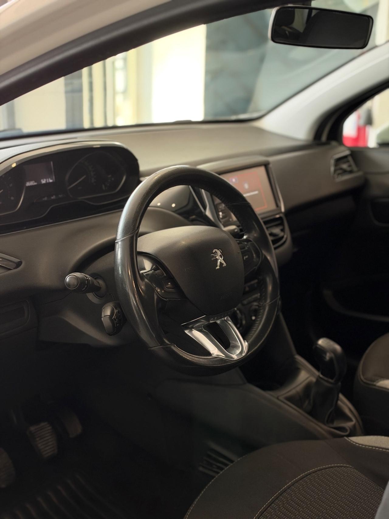 Peugeot 208 BlueHDi 75 5 porte Allure