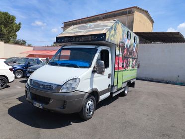 Iveco Trasporto cavalli 35c14