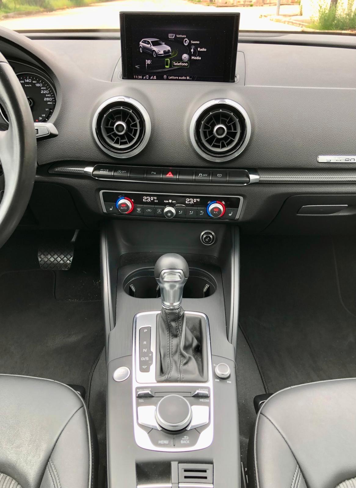 Audi A3 SPB 30 g-tron S tronic Admired